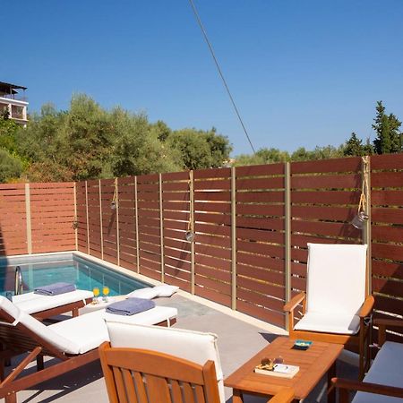 Nikolas Guest House Nikiana Exterior foto